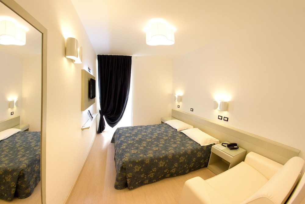 Roma Hotel 29/67