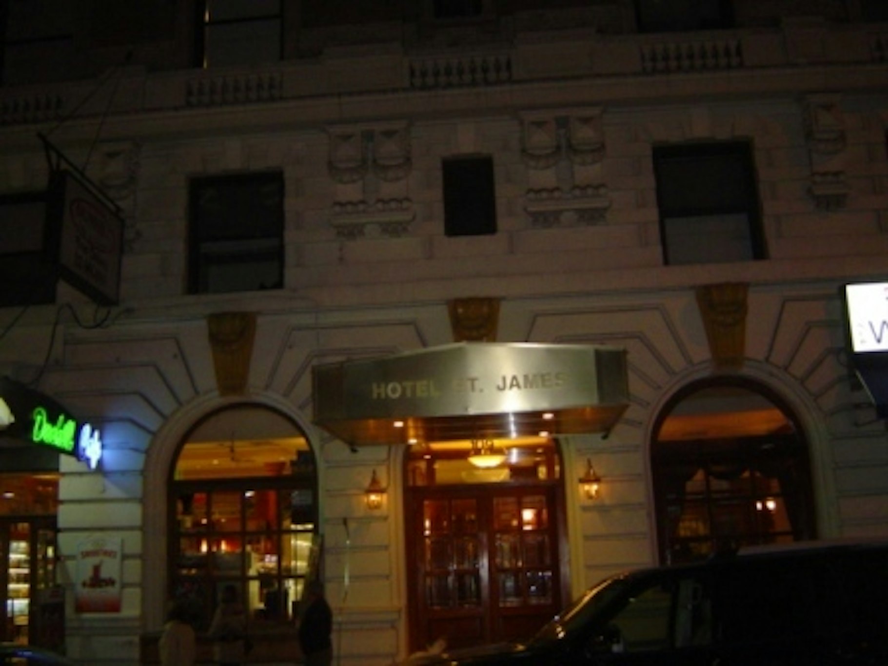 Hotel St James 2/36