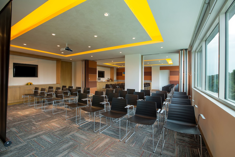 ibis Chennai Sipcot 63/71
