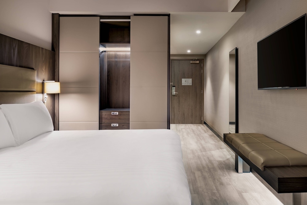 AC Hotel Manchester City Centre 13/52