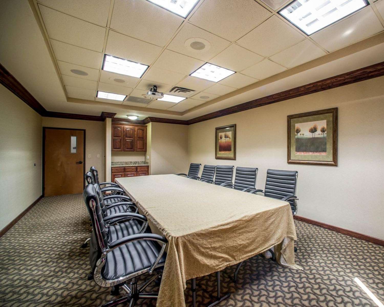 Comfort Suites Columbia University Area 19/22
