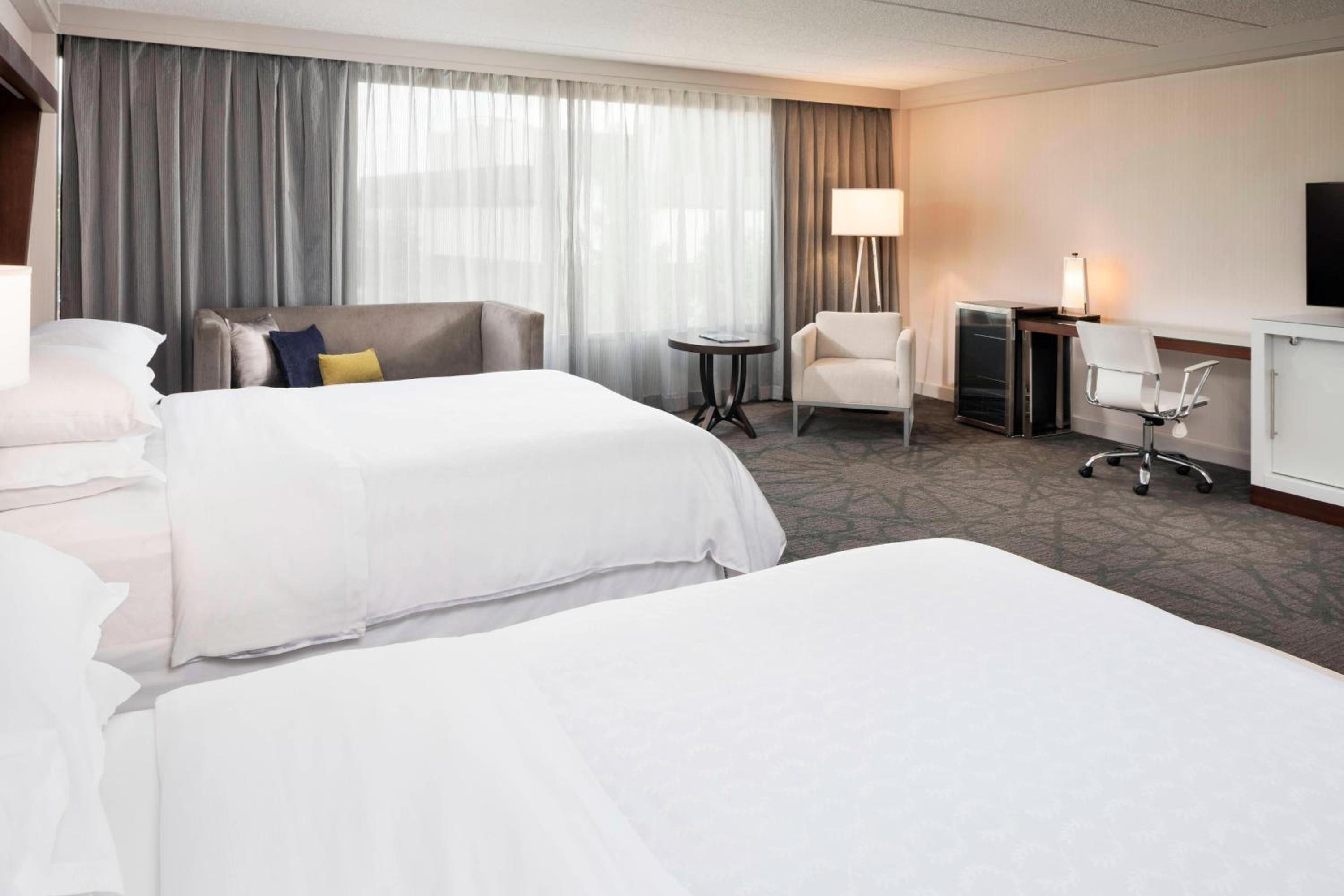 Guest Room, 2 Double Beds, Concierge Level