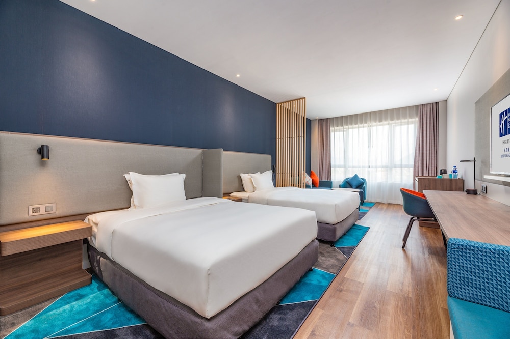 Specialty, Single Bed