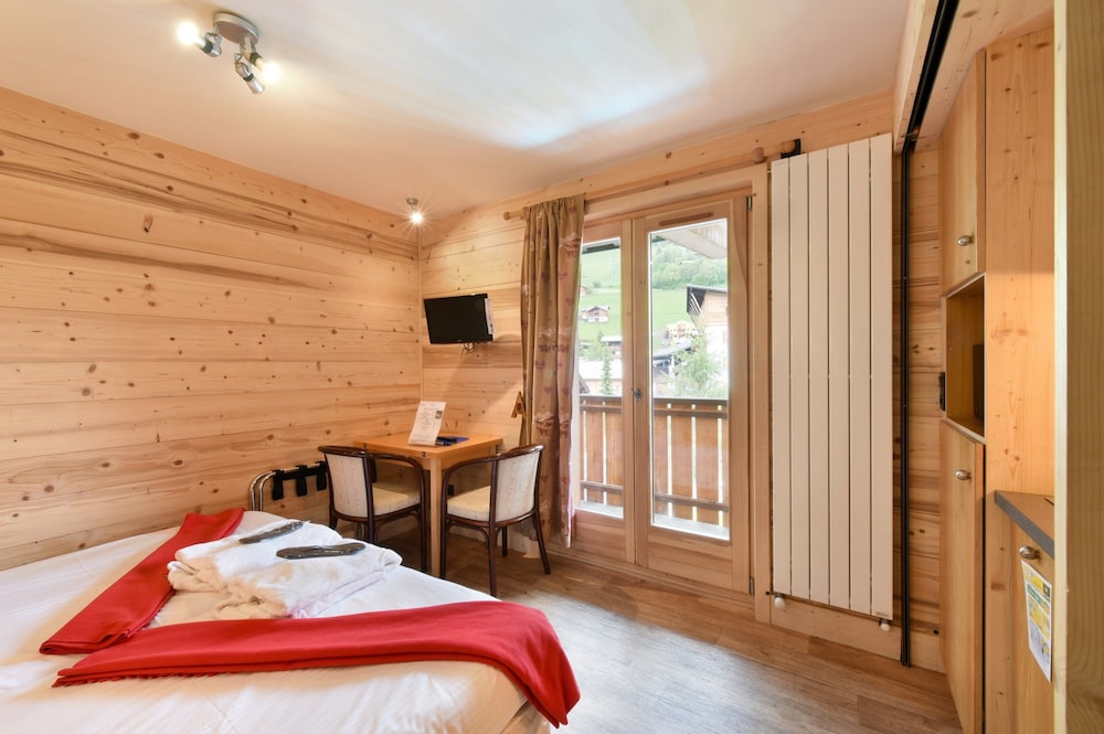 Loc Hotel Alpen Sports 16/50