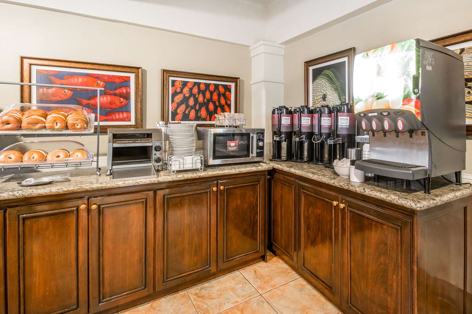 Comfort Suites Paradise Island 15/55