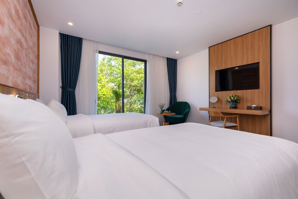 Deluxe, Twin Beds