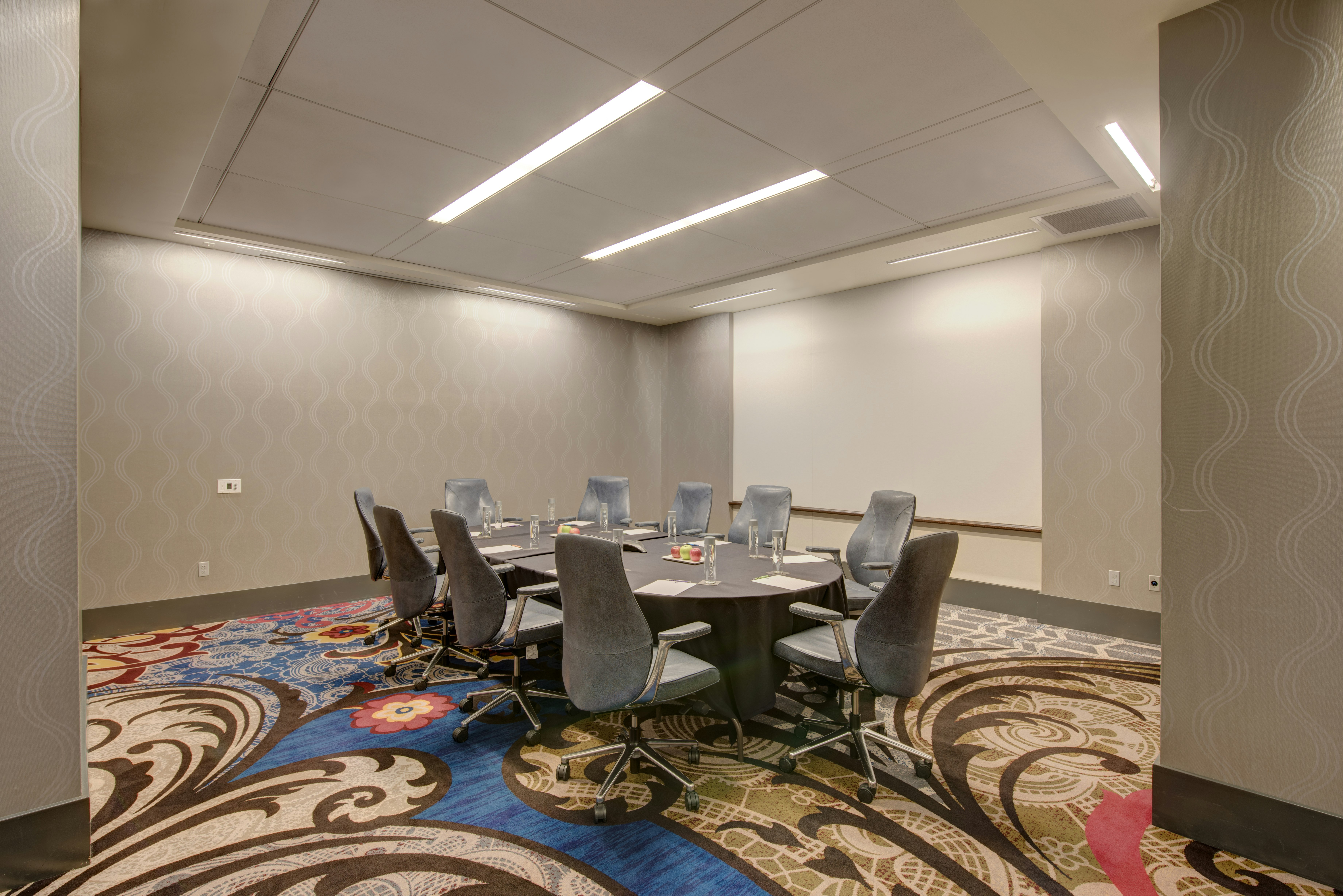 Hilton Motif Seattle 26/32