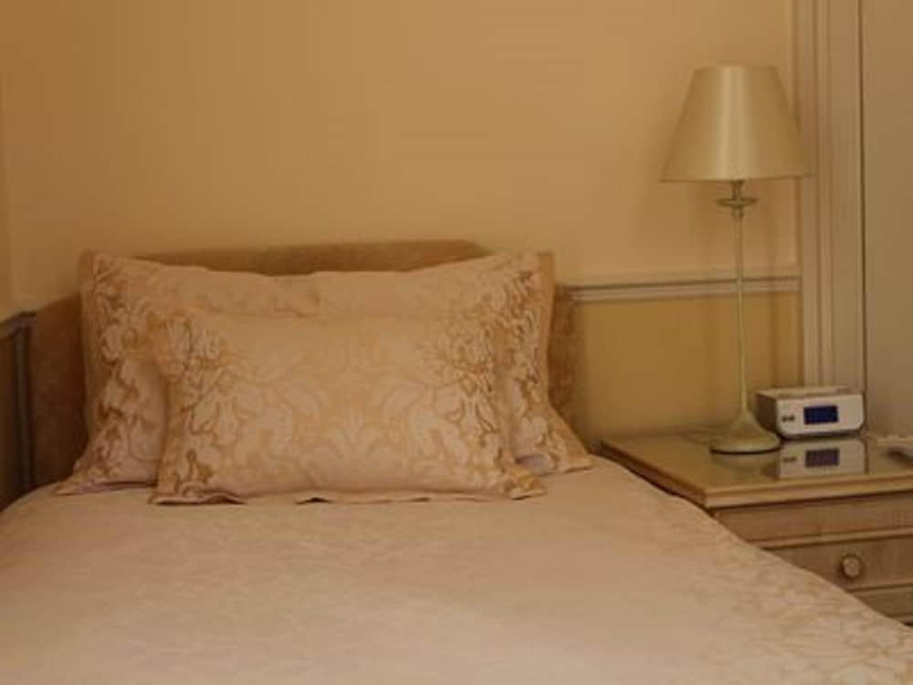 Highfield Guest House 22/50