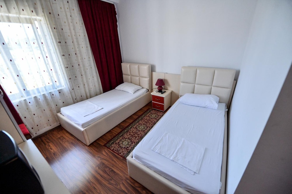 Hotel Argenti Shkoder 15/48