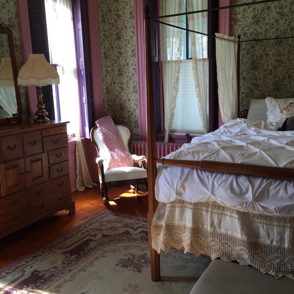 Susquehanna Manor Inn 11/42