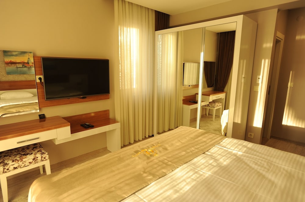 QAMAR PRESTIGE SUITES 31/49
