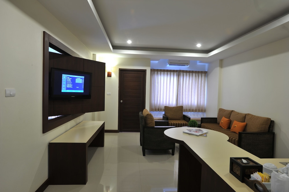 The Charm Boutique Resort & Hotel 32/46