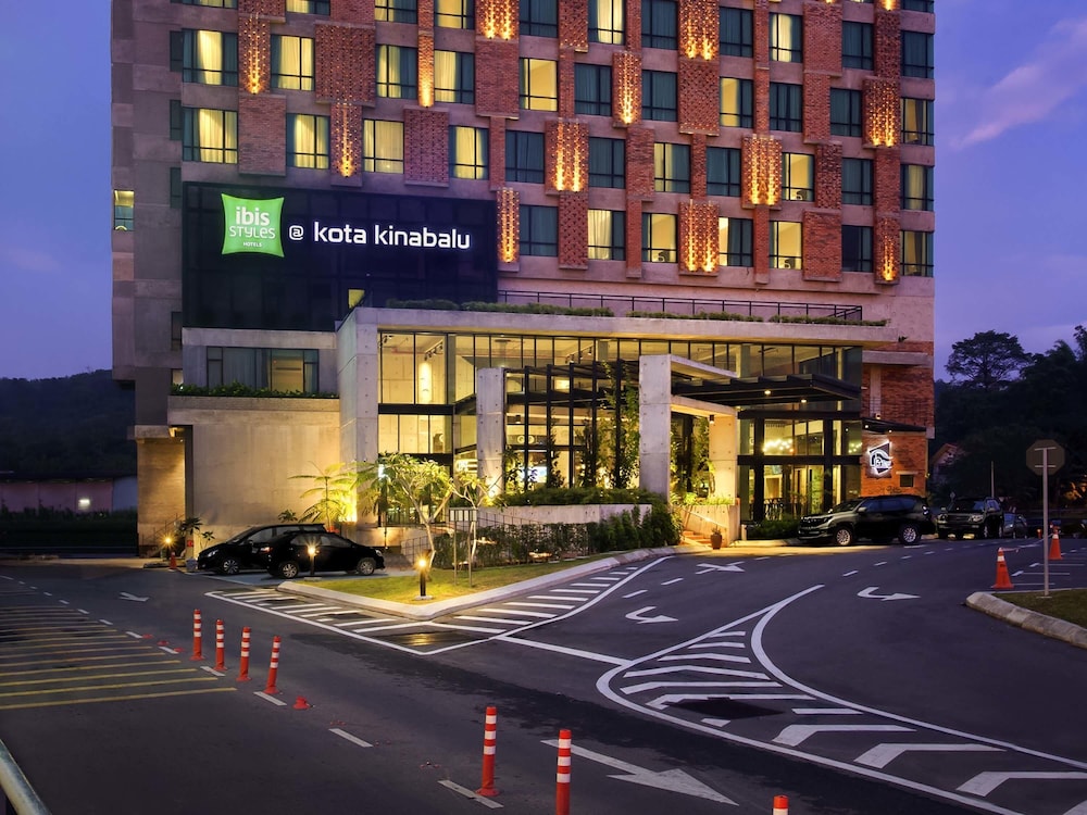 Ibis Styles Kota Kinabalu Inanam Hotel 3/38
