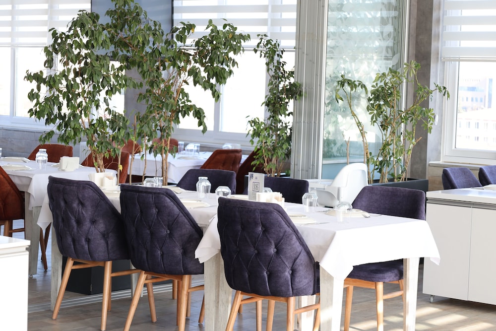 Cavit Duvan Prestige Hotel 42/52