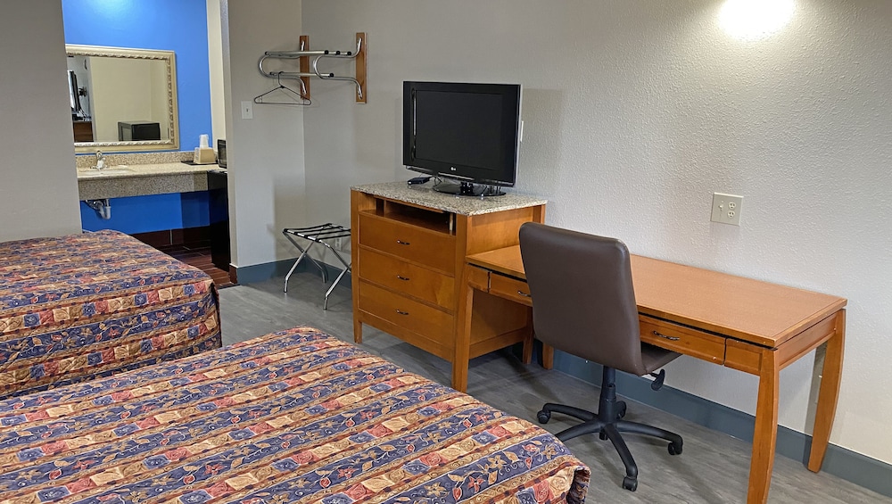 EXPRESS INN NEWPORT NEWS 49/59