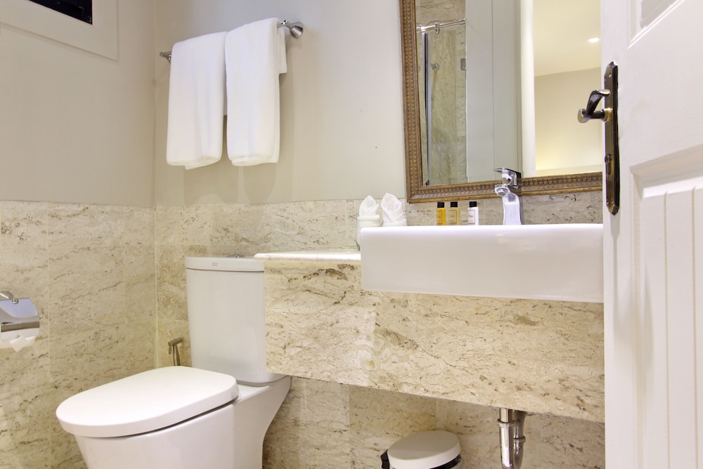 Movenpick Resort Khao Yai 50/50