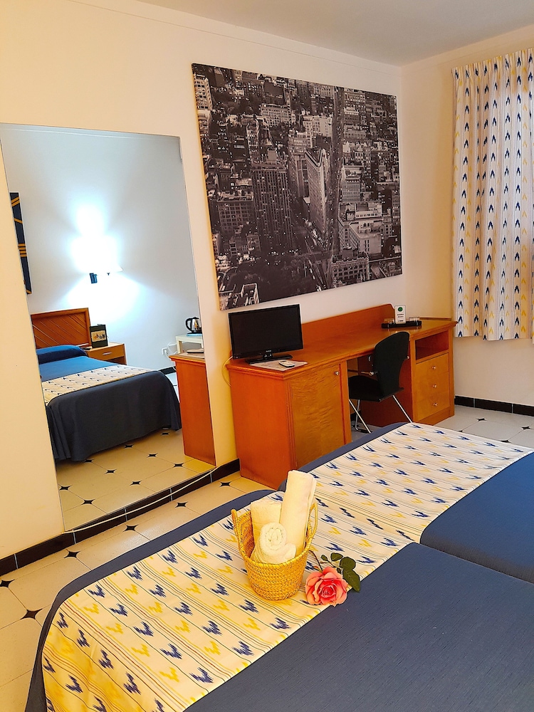 HOSTAL CAN TIU 4/58