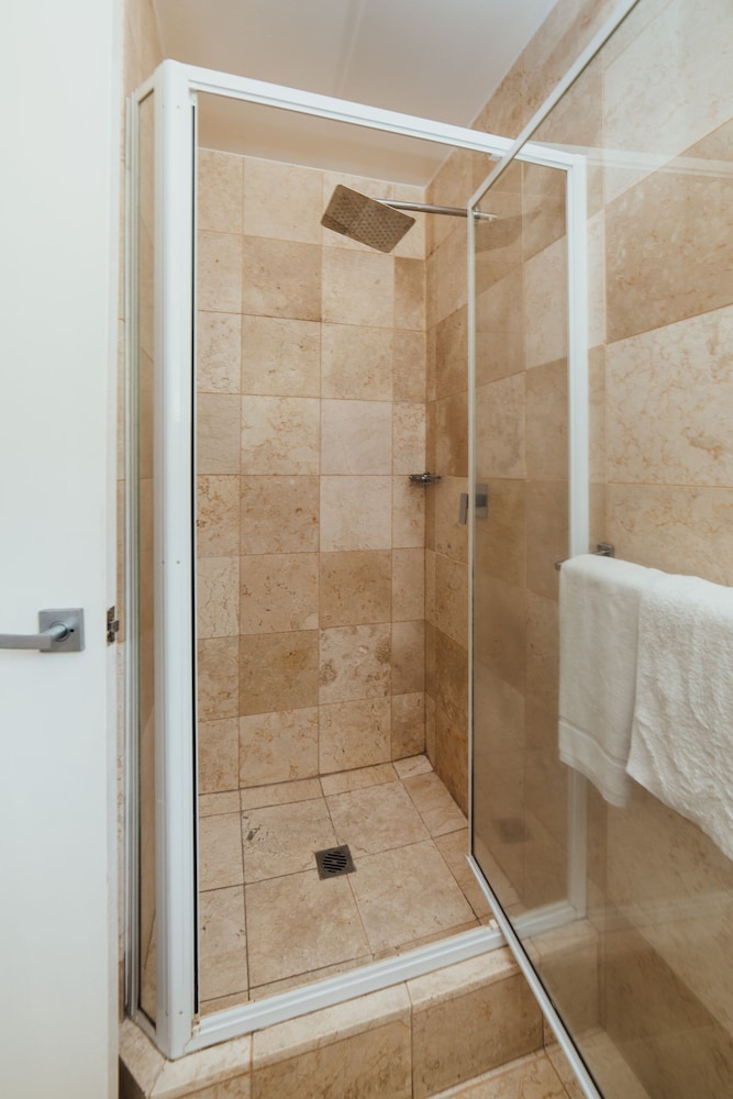 Mariner Apartments photo2