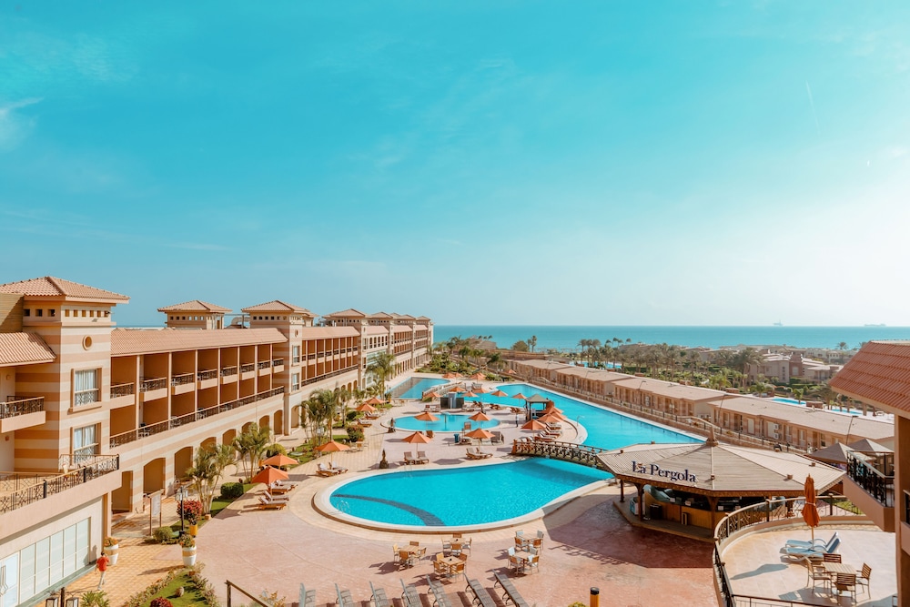 Coral Sea Beach Resort & Aqua Park in Ataqah