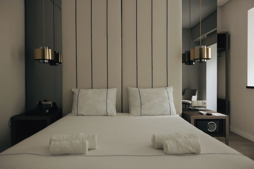 M'Ar De Ar Auria Hotel 8/47