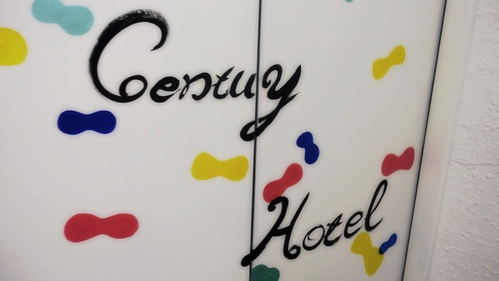 Century Hotel 27/46