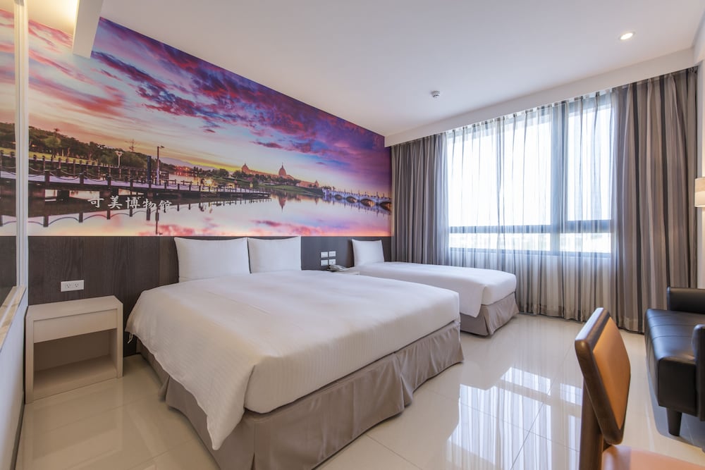 L'arc Hotel 9/51