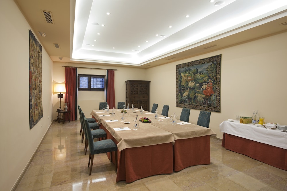 Parador de Sos del Rey Catolico 60/71