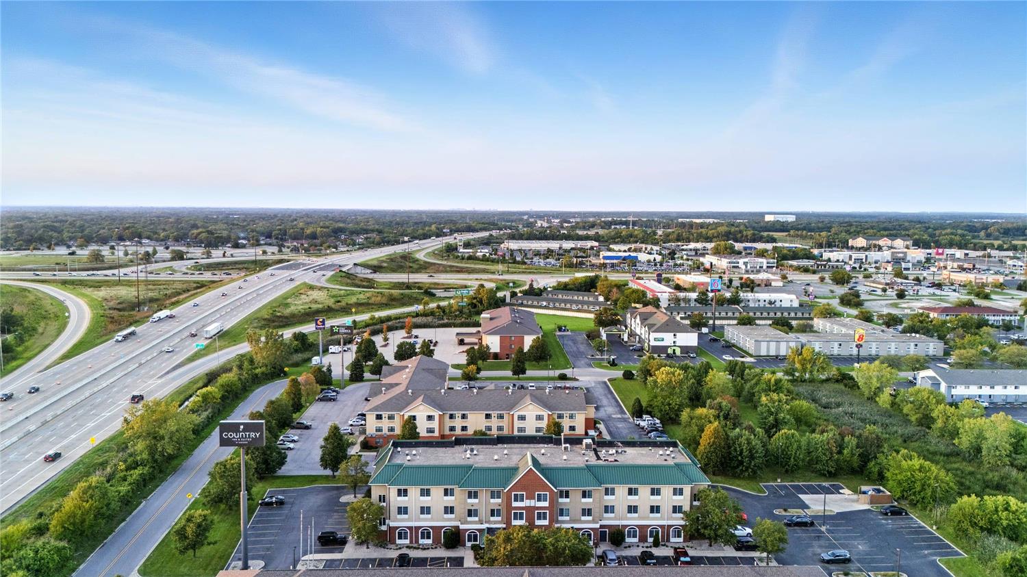 Country Inn & Suites by Radisson, Merrillville IN 3/35