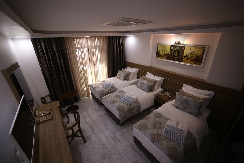 Grand Serenay Hotel 7/28