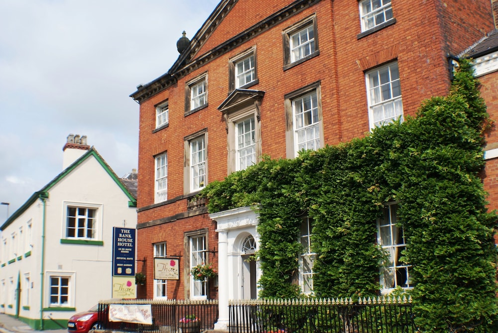 The Bank House 26/28
