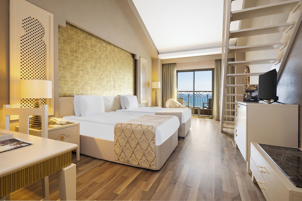 Duplex, Standard, Double and Twin Beds