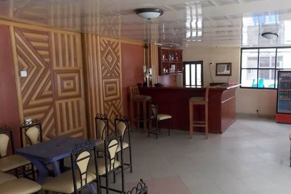 EMROSY HOTELS AND SUITES 5/50