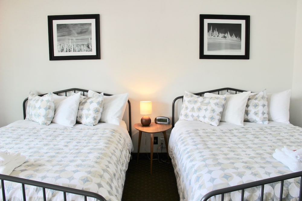 Chalet Motel Whitefish 22/64