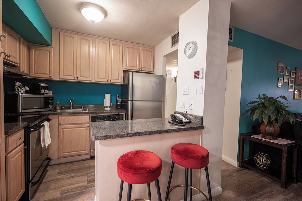 Stay Together Suites 2Bd-2Ba Apartment 46/61