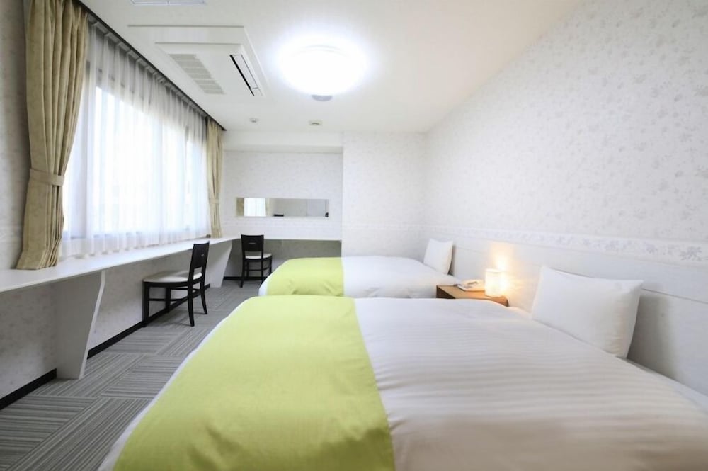 Shinmatsudo Station Hotel 9/27