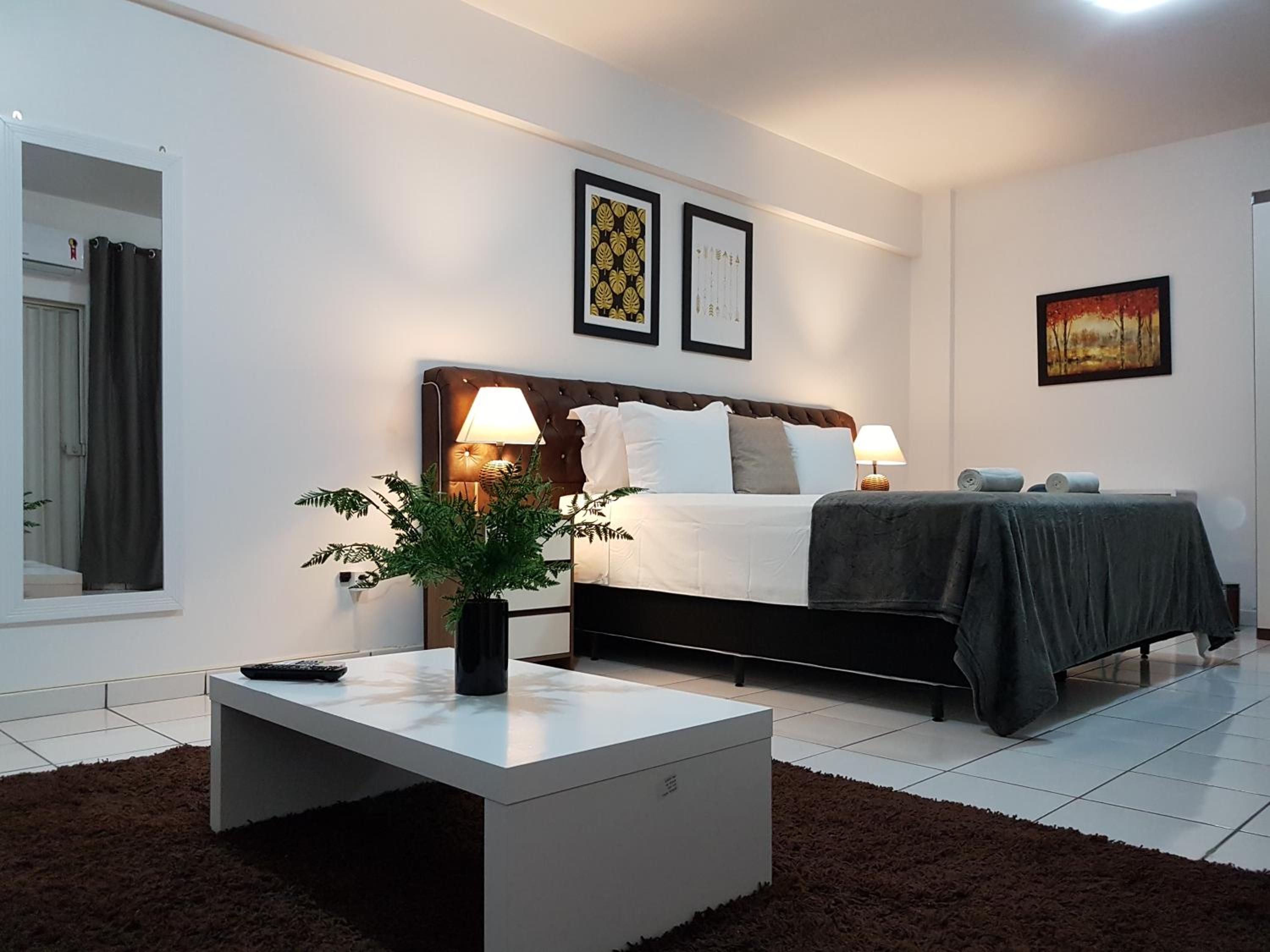 B & A Suites Inn Hotel - Quarto Luxo Ambar 8/15