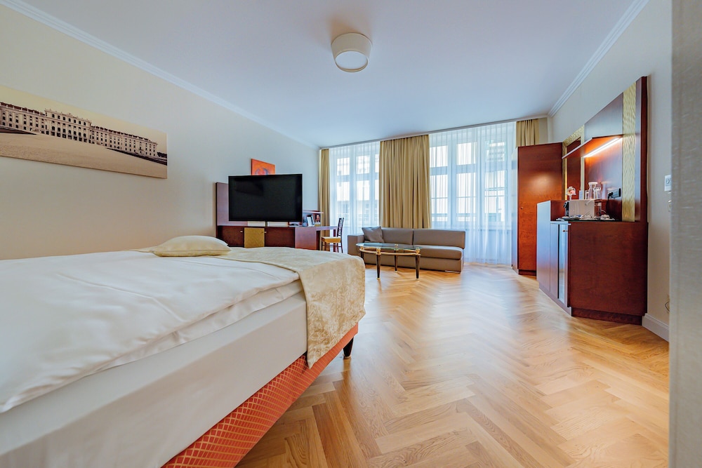 Junior Suite
