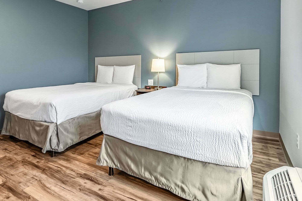 WoodSpring Suites Indianapolis Zionsville 11/24