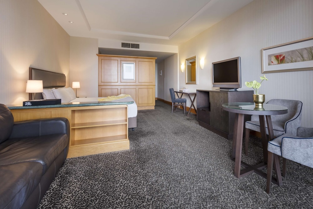 Oaks Gold Coast Hotel، Surfers Paradise، Gold Coast 48/75