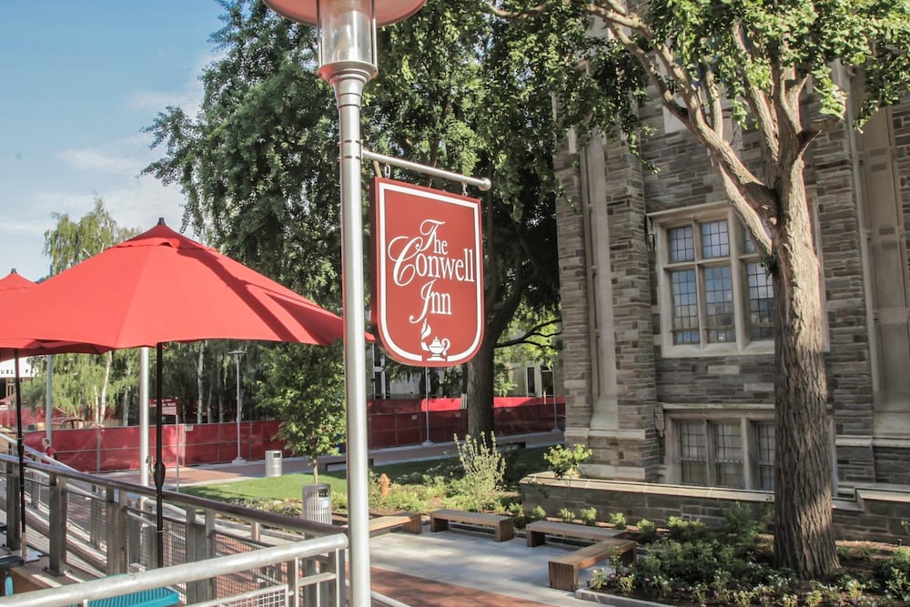 The Conwell Inn 44/45