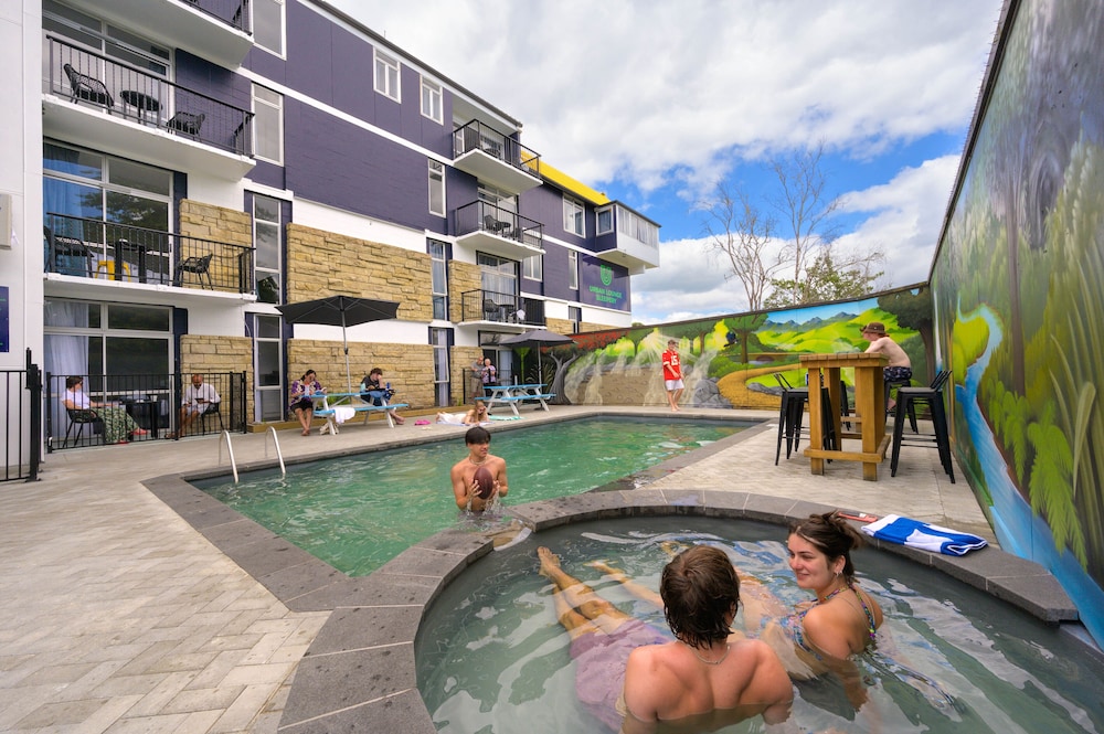 Urban Lounge Sleepery Rotorua, SureStay Collection by BW 54/63