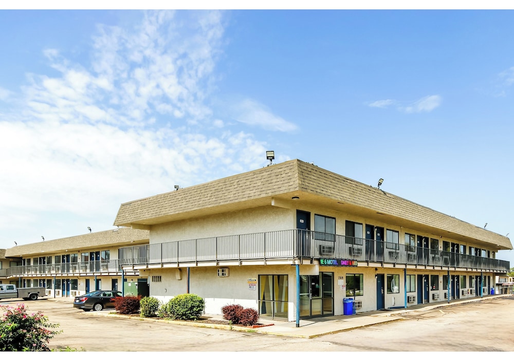 Motel6 Topeka, KS - Northwest 2/54