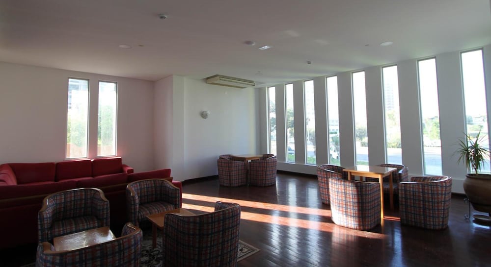 Luar Hotel 24/47