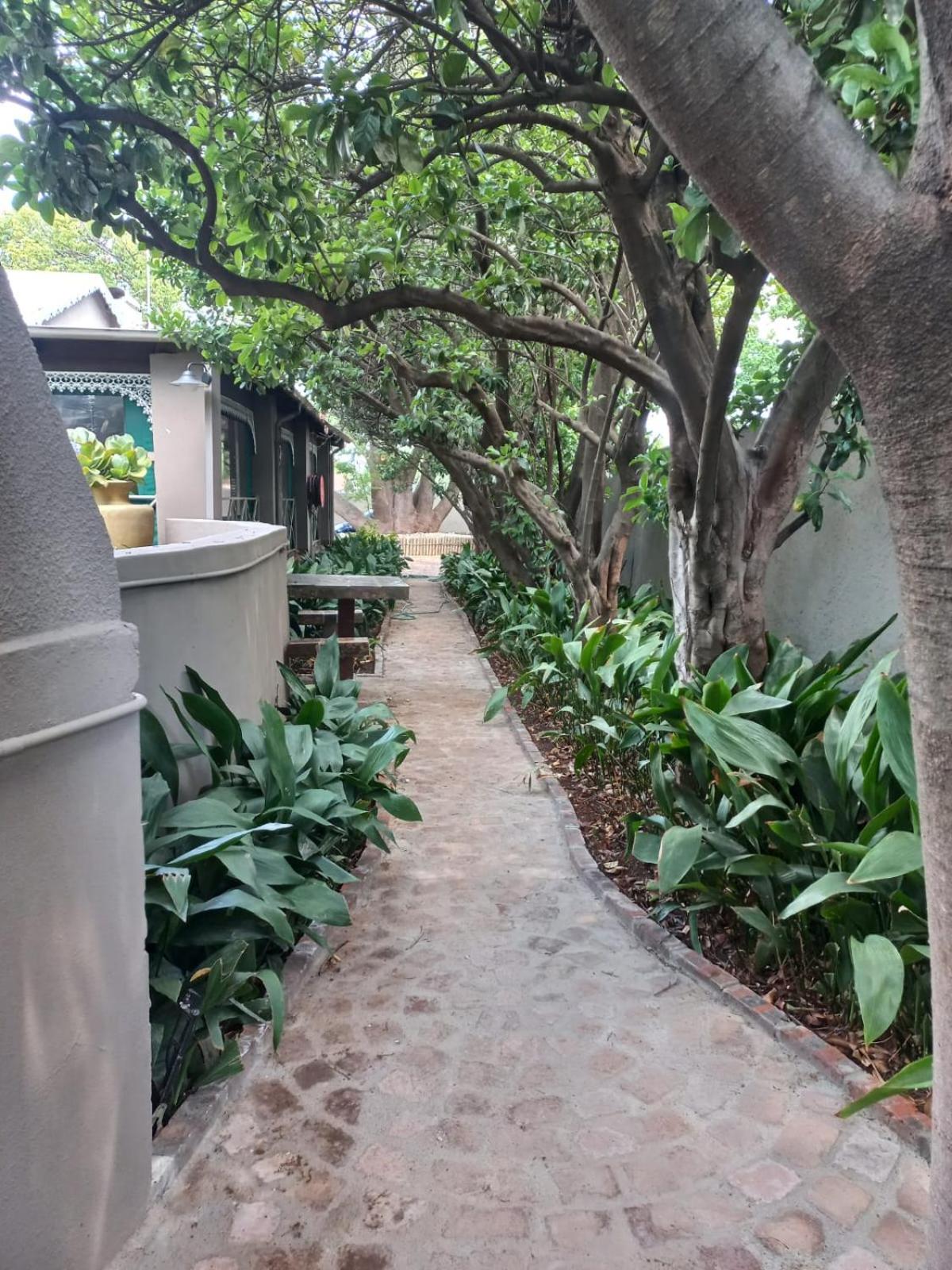 J'cups Guest House 15/19