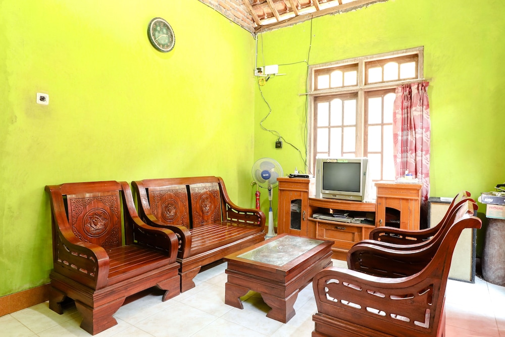 Kasmiyem Homestay by ZUZU 23/31