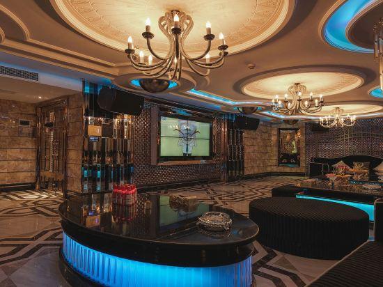 Donghu Grand Hotel 13/49