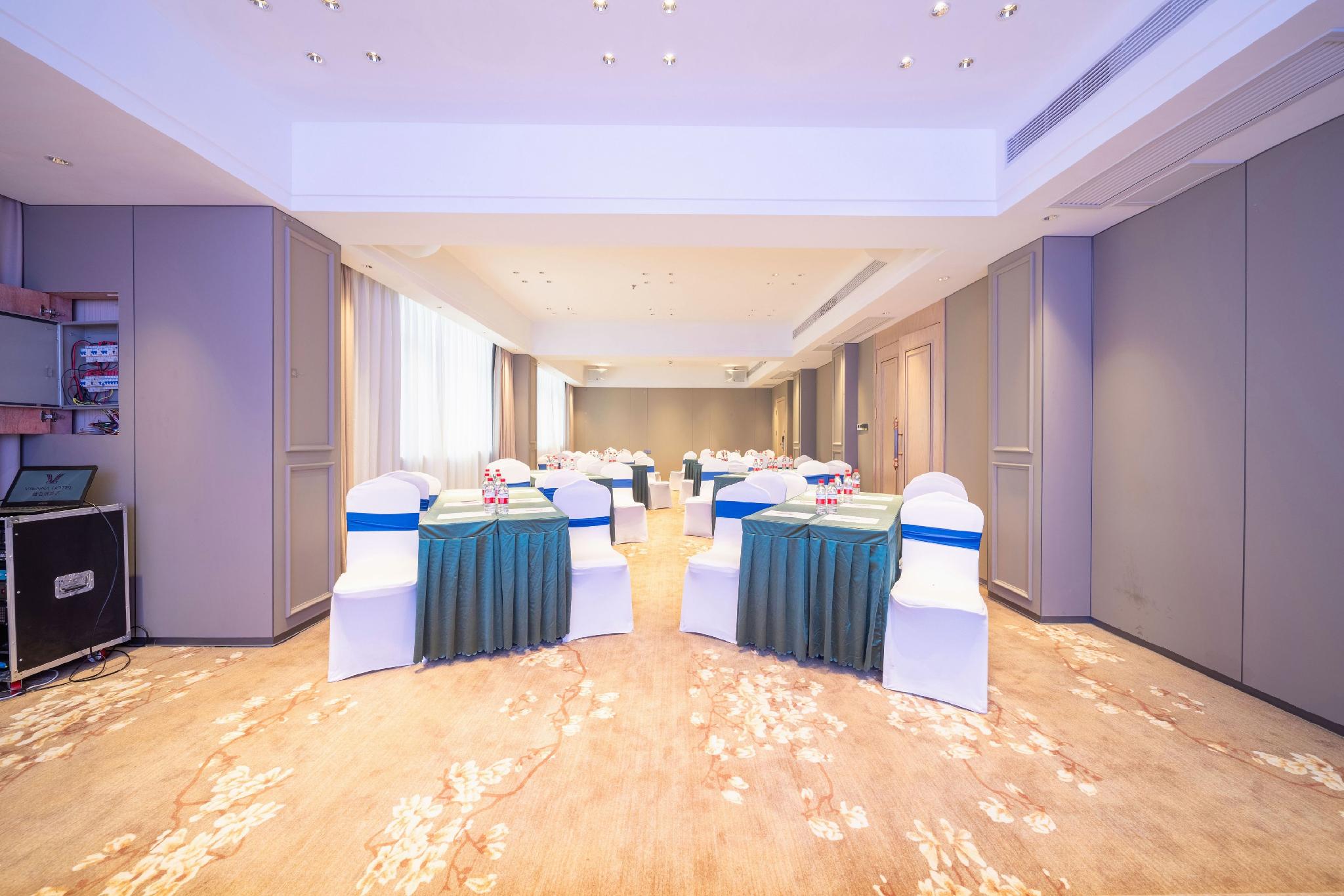 Vienna Hotel Huizhou Zhongkai Avenue 40/48