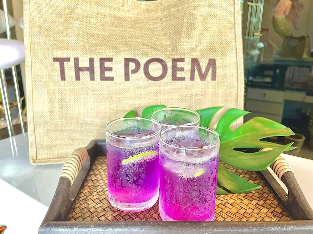 The Poem Hotel 22/50