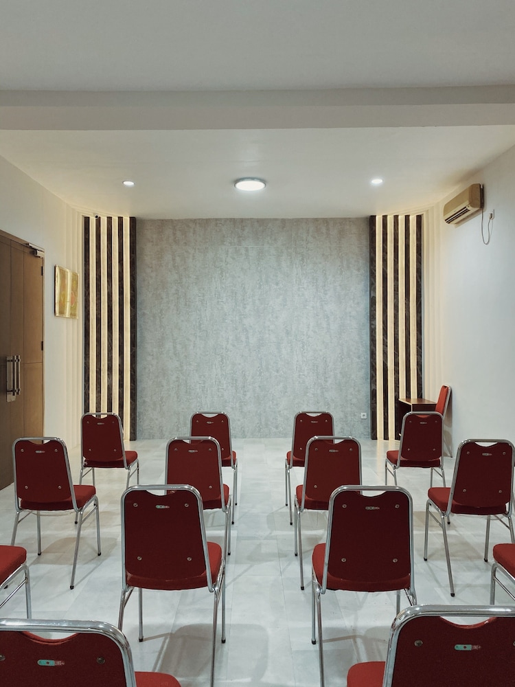 Paradise Hotel Tarakan 62/65