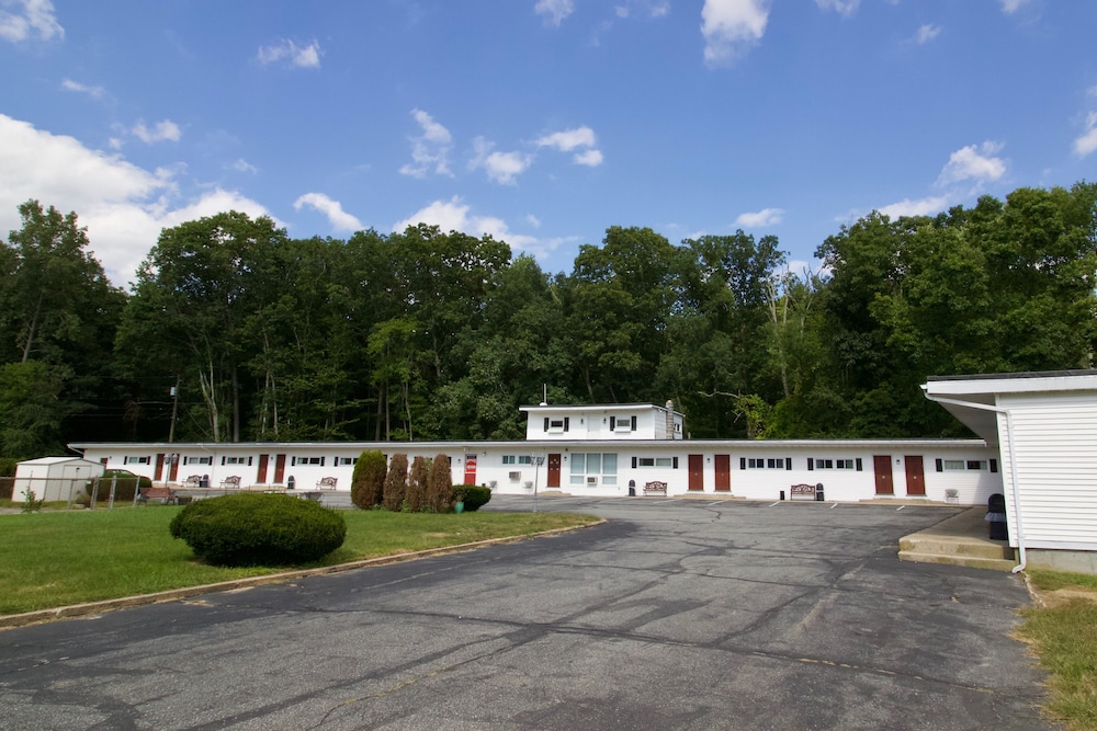 Oakdell Motel 52/57
